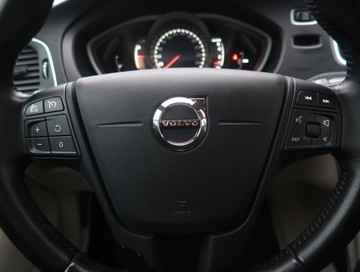 Volvo V40 II Hatchback Facelifting 2.0 T3 152KM 2017 Volvo V40 Cross Country 2.0 T3, Salon Polska, zdjęcie 18