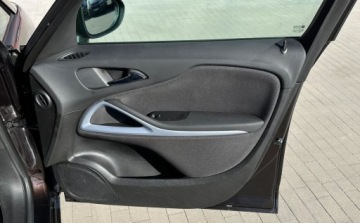 Opel Zafira C Tourer 1.4 Turbo ECOTEC 120KM 2013 Opel Zafira 2013R, 1.4T 120KM, Tempomat, Klima, Alu, PDC Zarejestorwana w, zdjęcie 32