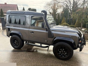 Land Rover Defender III 90 Station Wagon 2.2 TD4 122KM 2016 Land Rover Defender Limited Edition 90 DPF E 122KM 2016r możliwa zamiana, zdjęcie 8