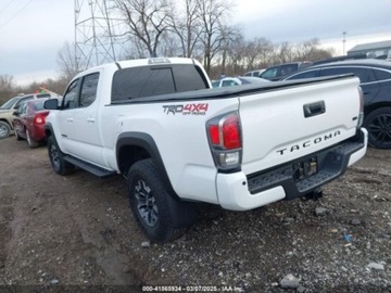 Toyota Tacoma II 2023 Toyota Tacoma TRD Off Road, 2023r, 4x4, 3.5L 3.5 Benzyna 278KM, zdjęcie 2