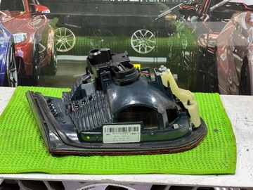 BMW 3 F30 F31 SVĚTLO ZADNÍ PRAVÝ PRAVÁ W KRYT 7371112 ZÁSILKA ZDARMA