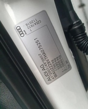 Audi A3 8V Sportback 5d Facelifting 1.4 TFSI COD Ultra 150KM 2017 Audi A3 Sportback FULL LED Nawigacja Serwis GetHelp 1.4 Benzyna, zdjęcie 23