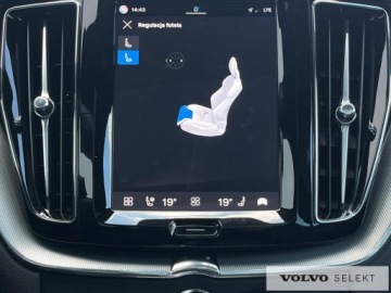 Volvo XC60 II Crossover Plug-In Facelifting 2.0 T6 350KM 2025 Volvo XC 60 FV23% SalonPL T6 Plug-In Plus Dark Ful, zdjęcie 27