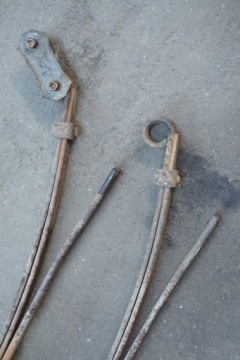 SUZUKI SAMURAI ПРУЖИНА ПРУЖИНА ЗАДНЯЯ ЗАДНЯЯ 3-ЛИСТОВАЯ 410 413