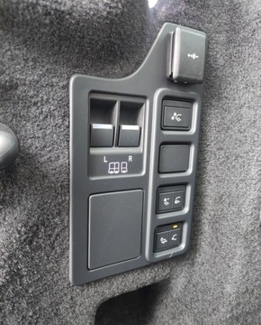 Land Rover Discovery V Terenowy Facelifting 3.0D I6 249KM 2025 Land Rover Discovery MY25 3.0D I6 249 PS AWD Auto Dynamic SE 3.0 Diesel, zdjęcie 23