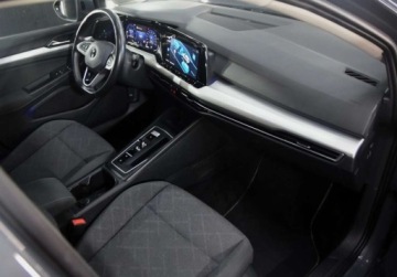 Volkswagen Golf VIII 2021 Volkswagen Golf 2.0 TDI - Automat _ 2.0 Diesel 116KM, zdjęcie 4