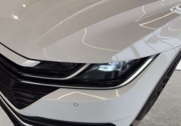 Volkswagen Arteon Fastback 2.0 TDI 150KM 2017 Volkswagen Arteon 2.0TDI 150KM DSG 2017 r., NAVI, felga 19 2.0 Diesel, zdjęcie 8