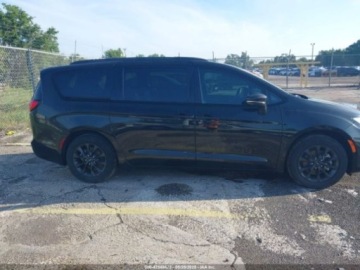 Chrysler Pacifica II 2021 Chrysler Pacifica Touring L 2021 3.6 Benzyna 287KM, zdjęcie 6
