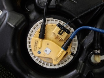 MERIVA A 05-10 1.7 CDTI NÁDRŽ PALIVA ČERPADLO