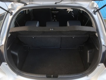 Toyota Yaris III Hatchback 5d Facelifting 2017 1.5 Dual VVT-iE 111KM 2020 Toyota Yaris 1.5 Dual VVT-i, Salon Polska, zdjęcie 13