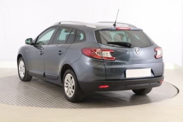 Renault Megane III Grandtour Facelifting 2013 1.6 16V 110KM 2015 Renault Megane 1.6 16V, Salon Polska, zdjęcie 3