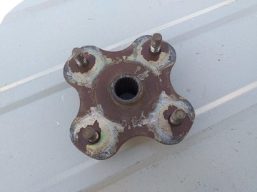 СТУПИЦА КОЛЕСА БАШАН 200