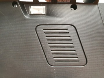 BOCZEK TAPICERKA BAGARZNIKA RENAULT CAPTUR I 15r