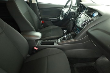 Ford Focus III Kombi Facelifting 1.5 TDCi 120KM 2017 Ford Focus 1.5 TDCi, Salon Polska, Serwis ASO, zdjęcie 6