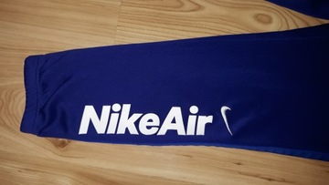 Spodnie męskie S Nike Air Max dresowe sportowe