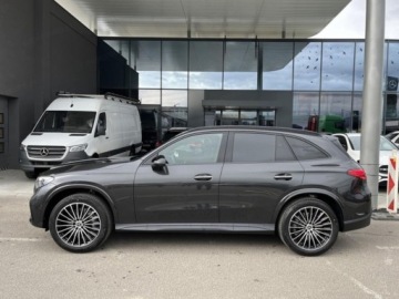Mercedes GLC C254/X254 Coupe 2.0 220d 197KM 2026 MERCEDES-BENZ GLC 220 d 4-Matic AMG Line 2.0 (197KM) 2026, zdjęcie 2