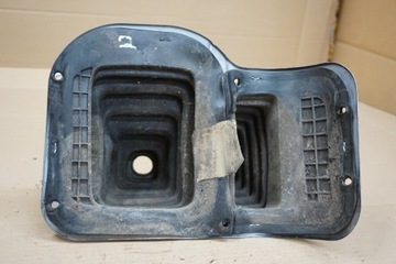 NISSAN PATROL MĚCH GUM. KRYT ŘAZENÍ REDUKTOR GR Y60
