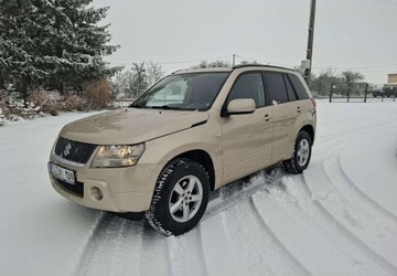 Suzuki Grand Vitara II SUV 2.0 i 16V 140KM 2007 Suzuki Grand Vitara Suzuki Grand Vitara 2.0 De luxe 2.0 Benzyna 140KM