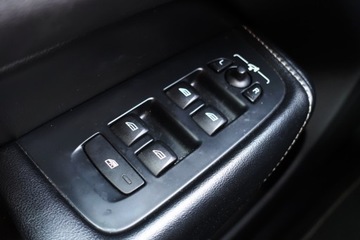 Volvo XC60 II Crossover D3 150KM 2018 Volvo XC 60 R-Design Czujniki park. Tempomat Klima 2strefowa HAK FV23, zdjęcie 19