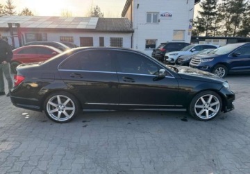Mercedes Klasa C W204 Limuzyna Facelifting 350 CGI BlueEFFICIENCY 306KM 2014 Mercedes-Benz Klasa C 2014 MERCEDES-BENZ C 300 4x4 - na placu w POLSCE po, zdjęcie 1