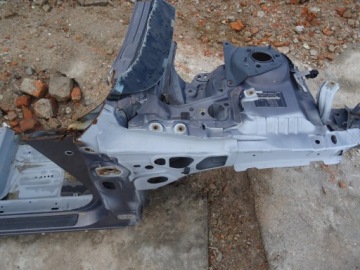 MAZDA 6 GH 2008-2012 ПРАВАЯ СТОЙКА