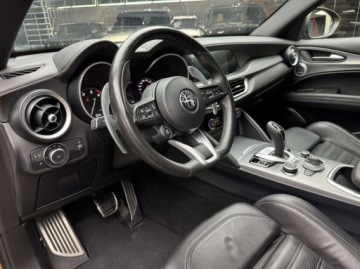 Alfa Romeo Stelvio SUV Facelifting 2.0 Turbo 280KM 2021 Alfa Romeo Stelvio Veloce Harman Kardon Kamera cofania CarPlayAndroid A, zdjęcie 8