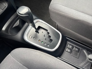 Toyota Yaris III Hatchback 5d Facelifting 2017 1.5 Hybrid 100KM 2020 Toyota Yaris Hybrid 100 Active III (2011-2019) Toy, zdjęcie 15