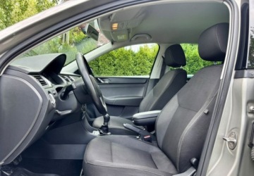 Skoda Rapid II Spaceback 1.2 TSI 105KM 2014 Skoda RAPID Skoda RAPID 1.2 TSI Ambition 1.2 Benzyna 105KM, zdjęcie 16