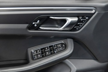 Porsche Macan SUV Facelifting II 2.0  265KM 2022 Porsche Macan Gwarancja 01.27. FV23%., zdjęcie 31