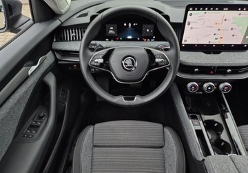 Skoda Superb III Kombi Facelifting 1.5 TSI 150KM 2024 Skoda Superb 1.5eTSI 150KM SelectionPakiety MatrixLED ACC 4Podgrzew.Fot. A, zdjęcie 20