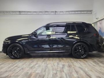 BMW X7 SUV Facelifting 3.0 40d 352KM 2026 xDrive40d M Sport 3.0 (352 KM)| Hak holowniczy, elektryczny, zdjęcie 1