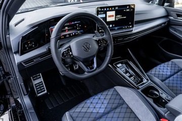 Volkswagen Golf VIII R Facelifting 2.0 TSI 333KM 2025 Volkswagen Golf Variant R 2.0 TSI 4Motion 333 KM, zdjęcie 10