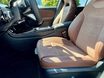 Mercedes Klasa A W177/V177 Hatchback Facelifting 2.0 220 190KM 2025 A Klasa 220 4-Matic AMG Line 2.0 (190KM) 2025, zdjęcie 5