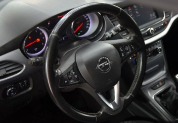 Opel Astra K Hatchback 5d 1.4 Turbo 125KM 2017 Opel Astra Polski salon _ 1.4 benzyna 125 KM _ 1.4 Benzyna 125KM, zdjęcie 18