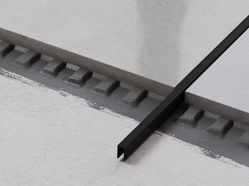LISTWA STALOWA U CZARNY PROSZEK MAT 0,5cm x 244cm