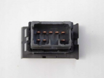 13/17 SUZUKI LIANA PŘEPÍNAČ SVĚTEL VÝSTRÁŽNÝCH