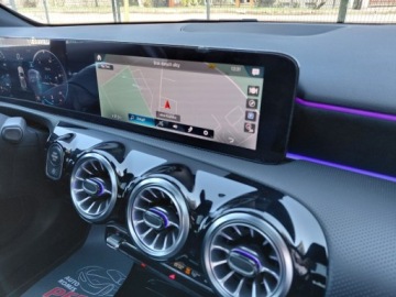 Mercedes Klasa A W177/V177 Hatchback 1.3 200 163KM 2022 Mercedes-Benz Klasa A AMG Automat Panorama Kamera Full LED 1.3 Benzyna, zdjęcie 13