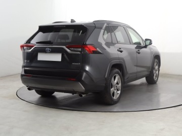 Toyota RAV4 V SUV 2.5 Hybrid Dynamic Force 218KM 2019 Toyota RAV 4 2.5 Hybrid, Salon Polska, Serwis ASO, zdjęcie 4