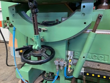 Шипорезная машина для микросуставов Bacci