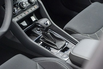 Skoda Karoq Crossover Facelifting 1.5 TSI ACT 150KM 2025 Škoda Karoq Skoda Karoq Sportline 1.5 TSI 150 KM, zdjęcie 12