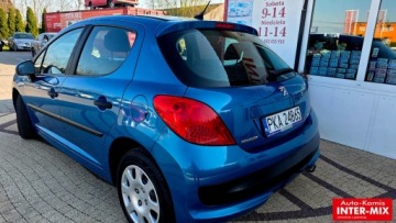 Peugeot 207 Hatchback 5d 1.4 VTi 95KM 2009 Peugeot 207 Zarejestrowany 1.4 Benzyna 95KM, zdjęcie 3
