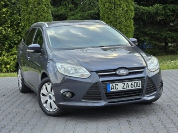 Ford Focus III Kombi 1.6 Duratec 125KM 2011 Ford Focus Mk3 1.6 Benzyna TI-VCT Trend 125KM, zdjęcie 5