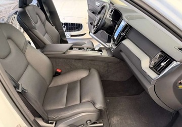 Volvo XC60 II 2022 Volvo XC 60 4x4 XC 60 2.0 D 190 KM Salon PL 1 wlasc Warszawa 2.0, zdjęcie 7