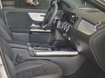 Mercedes GLA II Off-roader Facelifting 2.0 220 190KM 2026 MERCEDES-BENZ GLA 220 4-Matic AMG Line 2.0 190KM, zdjęcie 7