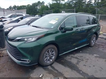 Toyota Sienna III 2022 Toyota Sienna XLE, 2022r., 4x4, 2.5L 2.5 Benzyna 189KM, zdjęcie 1