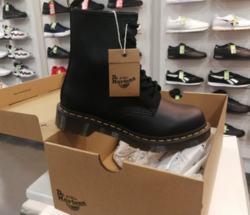 BUTY DAMSKIE DR.MARTENS MARTENSY GLANY CZARNE 36