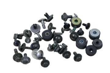 YAMAHA FZS600 FAZER RJ025 ŚRUBY + GUMY TULEJE OWIEWEK