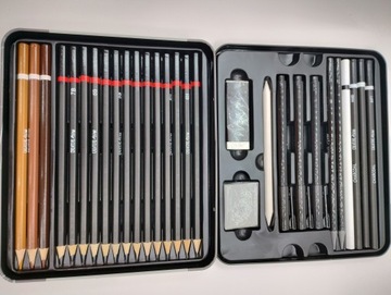 Набор для рисования эскизов в пакете по 40 штук.