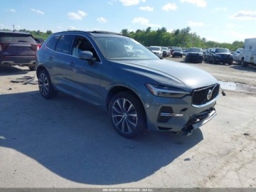Volvo XC60 II 2022 Volvo XC 60 B5 Momentum 2022 2.0 Benzyna 247KM, zdjęcie 6