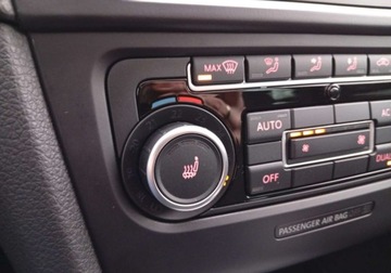 Volkswagen Golf VI Variant 2.0 TDI-CR DPF 140KM 2012 Volkswagen Golf Zarejestrowany - automat - 2,0 - 140 KM 2.0 Diesel 140KM, zdjęcie 28